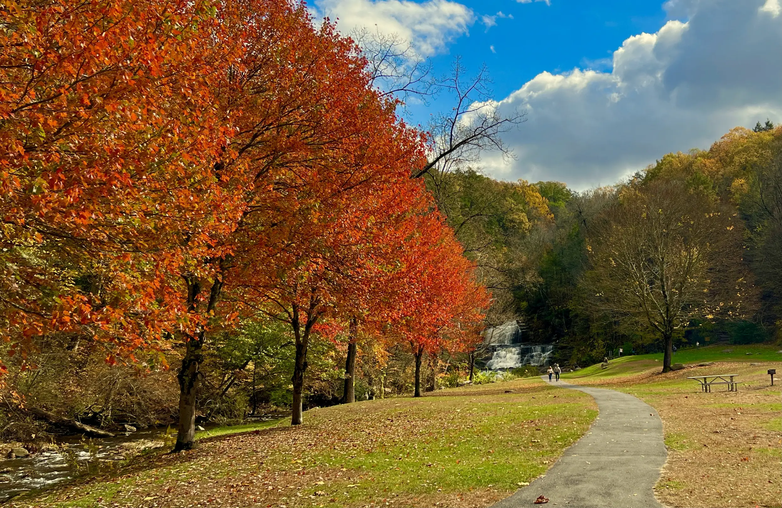 New Canaan, CT Waterfront Homes for Sale