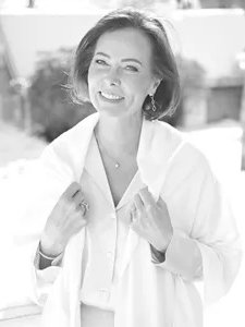 photo of Amanda Armstrong
