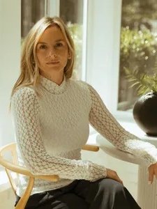 photo of Amanda Noble
