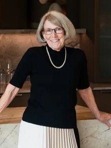 photo of Cathy Romano
