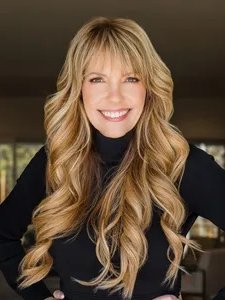 photo of Dana Ellington