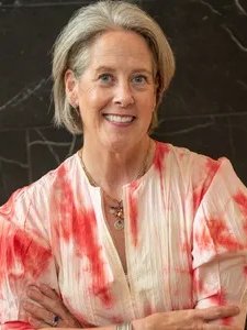 photo of Heather Powell