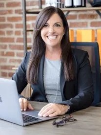 photo of Lauren Forbes