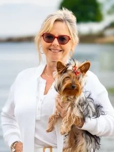 photo of Lisa P. Rollins