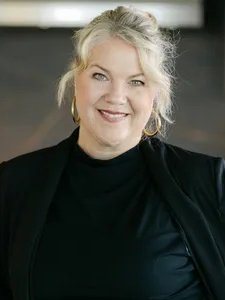 photo of Molly Stokeld