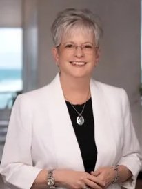 photo of Pam Charron