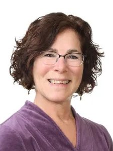 photo of Tracey Oringer